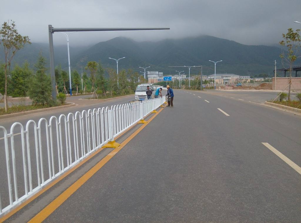 道路護欄